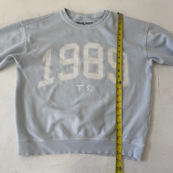 Taylor Swift Official 1989 Crewneck Blue Size S - Picture 8 of 9